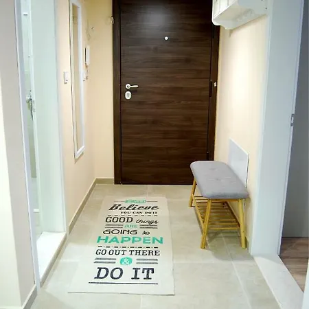 Dimargo Apartment